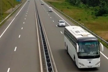 அதிவேக நெடுஞ்சாலைகளில் பயணிக்கும் சாரதிகளுக்கு வெளியான முக்கிய தகவல்