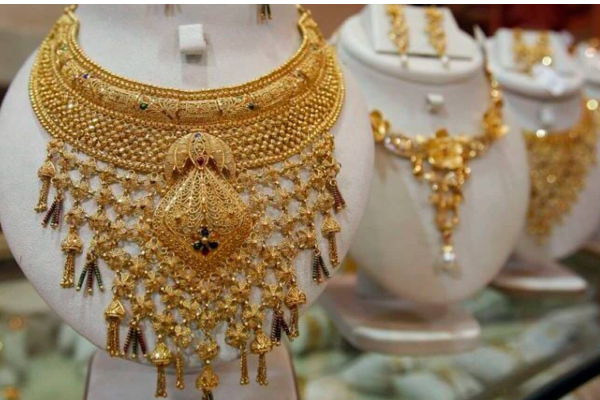 ආයෙත් උඩ යන රන් මිල - මෙහෙම ගියොත් ආසාවටවත් ගන්න වෙන්නේ නැහැ | Gold Prices Rise Again In Sri Lanka ආයෙත් උඩ යන රන් මිල - මෙහෙම ගියොත් ආසාවටවත් ගන්න වෙන්නේ නැහැ | Gold Prices Rise Again In Sri Lanka