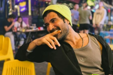 படிக்காமல் மாணவிகள் வெளியிட்ட மோசமான வீடியோ.. விஜய் தேவரகொண்டா அதிரடியாக கொடுத்த பதில்