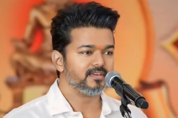 தவெக-வில் புதிதாக பொறுப்பேற்ற மாவட்ட நிர்வாகிகளுக்கு விஜய் வாழ்த்து