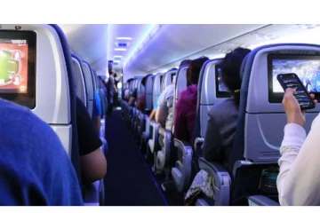 விமானத்தில் அடிக்கடி பயணம் செய்பவரா? கண்டிப்பா இதை தெரிஞ்சுகோங்க.. இதுதான் விதி!