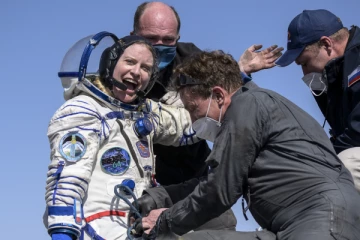 சர்வதேச விண்வெளி நிலையத்திலிருந்து பூமிக்கு பத்திரமாக திரும்பிய 3 வீரர்கள்!