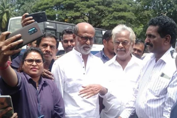 பழசை மறக்காத ரஜினி.. கண்டக்டர் வேலை செய்த இடத்தில் என்ன செய்திருக்கிறார் பாருங்க