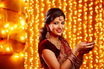 தீபாவளி பண்டிகையில் நீங்கள் மட்டும் பளிச்சுன்னு மின்ன வேண்டுமா? அப்போ தினமும் இதை செய்யுங்க