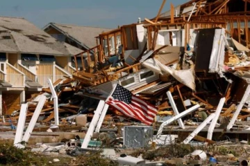 பனாமாவில் சக்தி வாய்ந்த நிலநடுக்கம்;  ஏராளமான வீடுகள் சேதம்