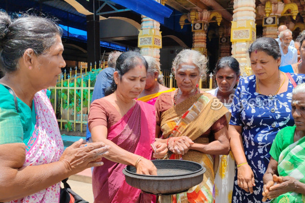 வவுனியாவில் காணாமல் ஆக்கப்பட்டோரின் உறவினர்கள் கண்ணீர் மல்க நீதி வேண்டி கவனயீர்ப்பு ஊர்வலம் | Vavuniya Protest For Missing Persons
