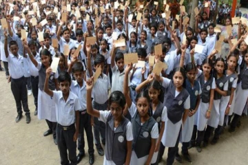 தமிழகத்தில் 1 முதல் 8ஆம் வகுப்பு வரை அனைவரும் தேர்ச்சி: அரசு அறிவிப்பு