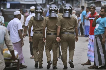 விசேட சுற்றிவளைப்புகளில் 9 பேர் சிக்கினர்!