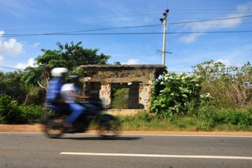 யாழில் வழிப்பறியில் ஈடுபட்ட தம்பதிக்கு நேர்ந்த கதி!