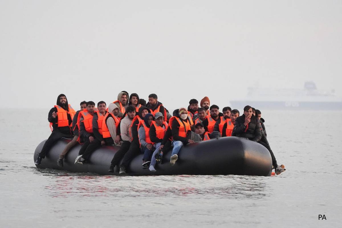 புலம்பெயர்ந்தோரை திருப்பி அனுப்ப கோடிக்கணக்கில் செலவிடப்படும் மக்கள் வரிப்பணம் | Uk Spending Crores For Return Migrants