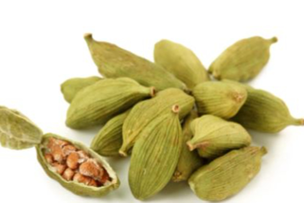 இதை வைத்து தண்ணீரால் வாய் கொப்பளித்தாலே போதும் தொண்டை சார்ந்த பிரச்சனைகள் தீரும் - தமிழ்நாடு