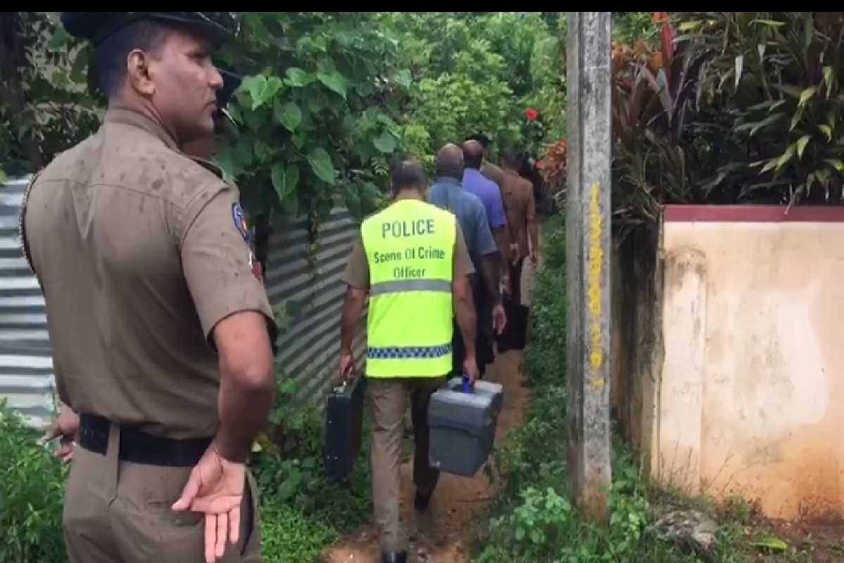 பிறந்த நாள் விழாவில் ஏற்பட்ட அனர்த்தம் : கூர்மையான ஆயுதத்தால் தாக்கி ஒருவர் கொலை | Person Was Killed Attacked With A Sharp Weapon பிறந்த நாள் விழாவில் ஏற்பட்ட அனர்த்தம் : கூர்மையான ஆயுதத்தால் தாக்கி ஒருவர் கொலை | Person Was Killed Attacked With A Sharp Weapon