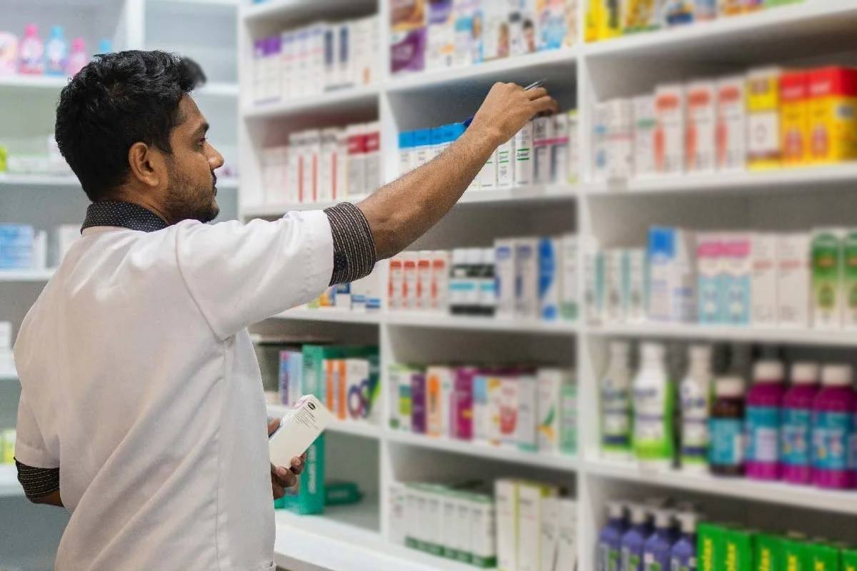 மருந்துகளின் விலை தொடர்பில் அரசு வெளியிட்டுள்ள முக்கிய தகவல் | Rs 5 7 Billion Revenue For The Government மருந்துகளின் விலை தொடர்பில் அரசு வெளியிட்டுள்ள முக்கிய தகவல் | Rs 5 7 Billion Revenue For The Government