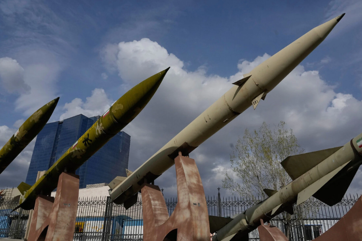 லண்டனை குறிவைக்கும் ஈரான்! மேலும் பதற்றத்தை அதிகரிக்கும் அமெரிக்கா | Iran Targets London Us To Escalate Tensions