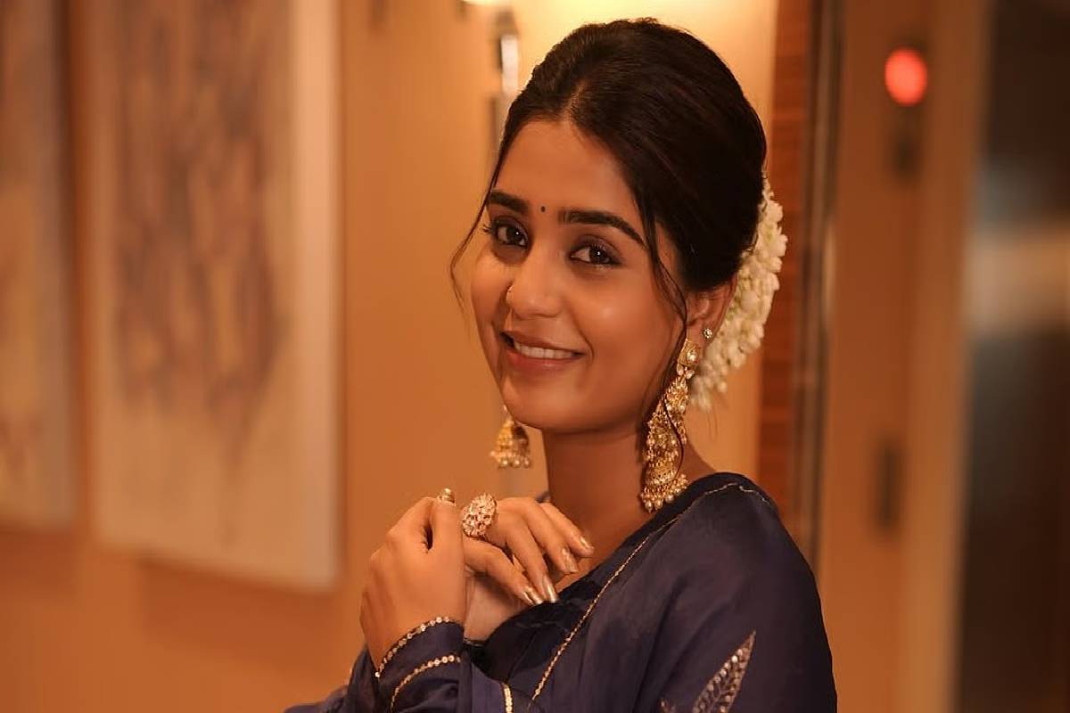 குட்டை உடையில் செம ஹொட் போஸ் கொடுத்த கௌரி கிஷன்! வாயடைத்துப்போன ரசிகர்கள் | Actress Gourikishan In Short Dress Hot Look Viral குட்டை உடையில் செம ஹொட் போஸ் கொடுத்த கௌரி கிஷன்! வாயடைத்துப்போன ரசிகர்கள் | Actress Gourikishan In Short Dress Hot Look Viral