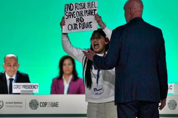 துபாய் மாநாட்டில் இந்திய சிறுமியின் செயலால் திடீரென ஏற்பட்ட பரபரப்பு! காணொளி | Dubai Cop28 Summit Indian Girl Licypriya Kangujam