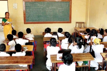 கிழக்கில் பாடசாலைகளில் ஏற்பட்டுள்ள நெருக்கடி நிலை