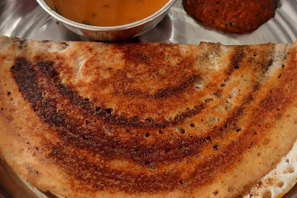 மொறு மொறு நெய் பொடி தோசை - இந்த ஒரு பொருளை சேர்த்தால் ஓட்டல் சுவையையும் மிஞ்சிடும் | Spicy Podi Dosa