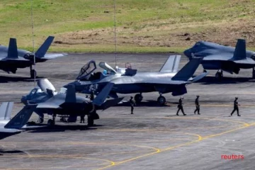 ஈரானுக்கு அதிகரிக்கும் நெருக்கடி... மத்திய கிழக்கில் போருக்குத் தயாராகும் அமெரிக்க விமானப்படை