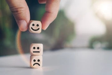 பெண்களே உங்கள் உணர்ச்சிகளை கட்டுக்குள் வையுங்கள்!