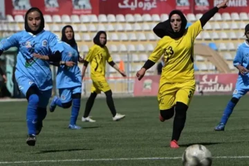 தாலிபான்கள் பயந்து பாகிஸ்தானில் ஆப்கான் வீராங்கனை குடும்பத்தோடு தஞ்சம்