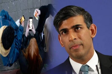 16 வயதுக்கு உட்பட்டவர்கள் சமூக ஊடகங்களை பயன்படுத்த தடை விதிக்க பிரித்தானிய பிரதமர் ரிஷி சுனக் நடவடிக்கை