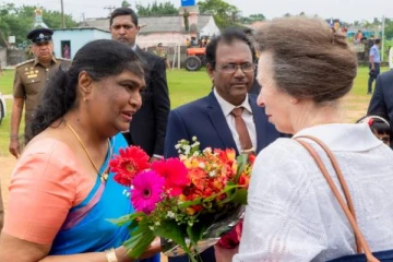 யாழிற்கு விஜயம் மேற்கொண்ட பிரித்தானிய இளவரசி ஆன்!