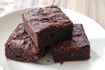 முட்டையே இல்லாமல் குழந்தைகளுக்கு பிடித்த Brownie செய்வது எப்படி?