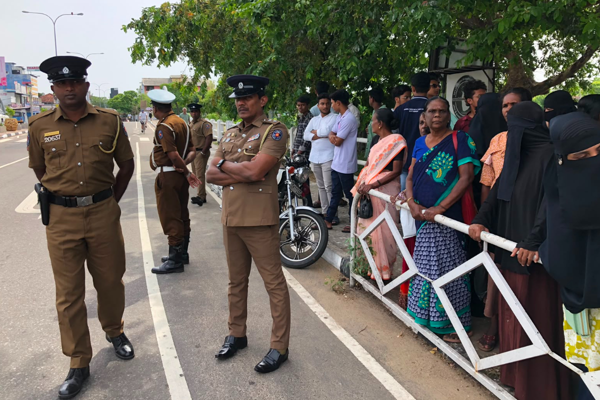 மட்டக்களப்பில் உயிர்த்த ஞாயிறு நீதிக்காகத் திரண்ட பெருந்திரள் மக்கள்! | Batticaloa Protest Demanding Easter Attack Justice