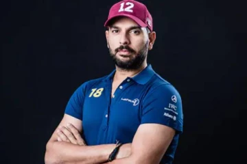 கிரிக்கெட் வீரர் யுவராஜ் சிங்கை சந்தித்த மாரி 2 பட நடிகர்.. வெளிவந்த புகைப்படம்..