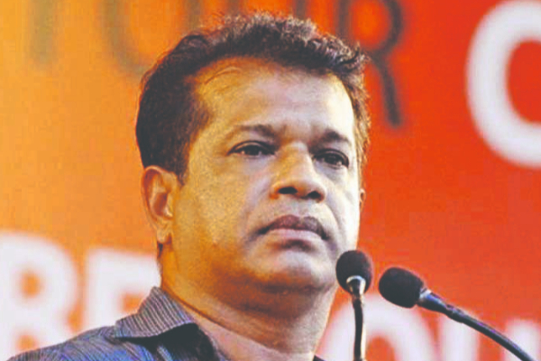 அநுரவை சுற்றி நூற்றுக்கும் மேற்பட்ட பாதுகாப்பு அதிகாரிகள்.. எழுந்துள்ள கடும் விமர்சனங்கள் | Security Of President Anura Kumara Criticism