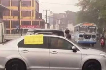 காலி வீதி முற்றாக முடக்கம்