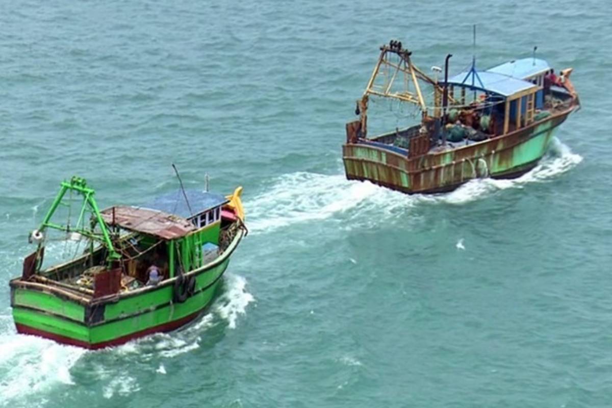 கிளிநொச்சியில் கைது செய்யப்பட்ட இந்திய கடற்றொழிலாளருக்கு விளக்கமறியல் | Indian Fisherman Remanded In Custody