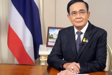 தாய்லாந்து பிரதமர் பிரயுத் பதவியிலிருந்து இடைநீக்கம்