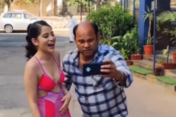 பொது இடத்தில் நடிகையிடம் எல்லைமீறிய நபர்.. வீடியோவை சிரிக்காமல் பாருங்க