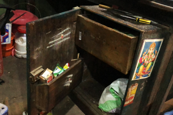 மட்டக்களப்பு பொதுச் சந்தை திருட்டு: அலட்சியத்தில் தவிசாளர் | Theft Problem At Batticaloa Public Market
