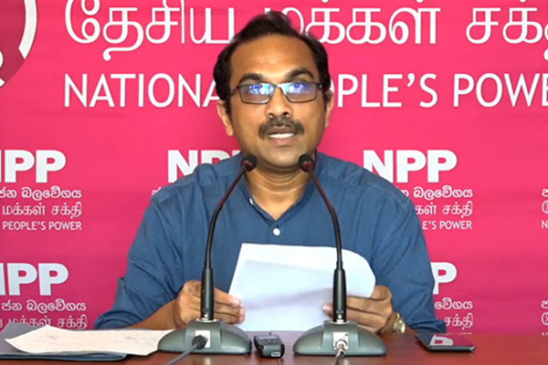 ராஜபக்சர்களை இந்தியாவிற்கு மீட்டு சென்றால் அந்நாட்டு திறைசேரியையும் பாதுகாக்க நேரிடுமென எச்சரிக்கை | Bimal Ratnayake Statement