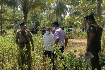 முல்லைத்தீவு புதுக்குடியிருப்பில் ஆணின் சடலம் மீட்பு(படங்கள்)