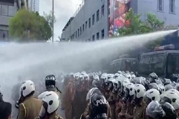 அரச அடக்குமுறையை நிறுத்துமாறு ஜனநாயகத்திற்கான சிவில் சமூக கூட்டமைப்பு அழைப்பு | Civil Society Federations Important Announcement