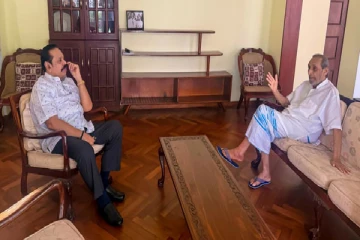 பழைய நண்பரை தேடிச்சென்ற முன்னாள் ஜனாதிபதி மகிந்த