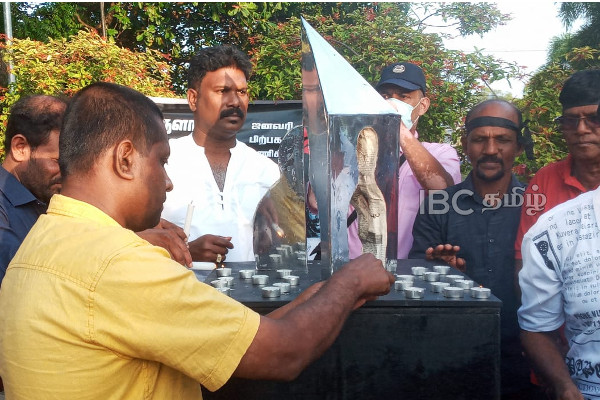 கறுப்பு ஜனவரி தினத்தையொட்டி மட்டக்களப்பில் இன்றும் கவனயீர்ப்பு போராட்டம் (படங்கள்) | Protest Today In Batticaloa Black January Day