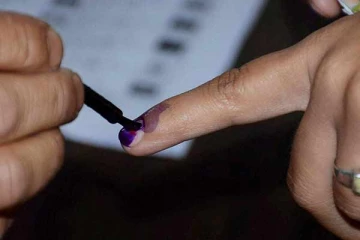 கர்நாடாகவின் சட்டமன்ற தேர்தலின் முடிவுகள் வெளியாகின