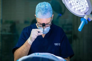 14 வயது சிறுமியின் வயிற்றில் இருந்த 3 கிலோ முடி! அதிர்ச்சியை ஏற்படுத்திய சம்பவம்