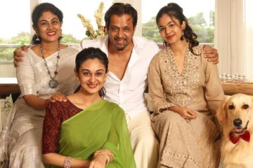 ஆக்ஷன் கிங் அர்ஜுனின் இரண்டாவது மகள் இப்படியொரு தொழிலை தொடங்கியுள்ளாரா?- புகைப்படங்களுடன் இதோ