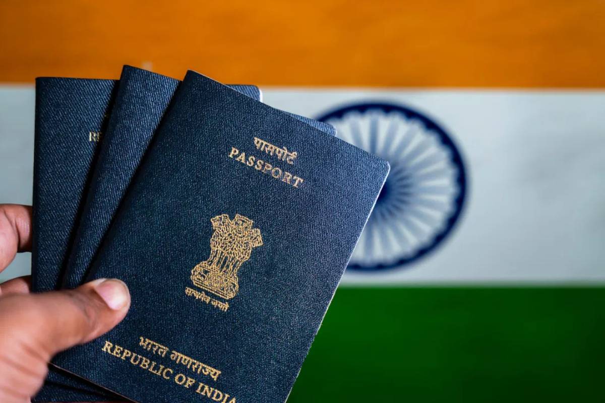 கடவுசீட்டு தரவரிசை - பாரிய சரிவை சந்தித்த அமெரிக்கா | Us Passport Slips To Lowest Rank In Decade கடவுசீட்டு தரவரிசை - பாரிய சரிவை சந்தித்த அமெரிக்கா | Us Passport Slips To Lowest Rank In Decade