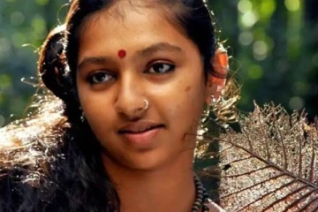 26 வயதான நடிகை லட்சுமி மேனனா இது.. அடையாளம் தெரியாமல் மாறி போய்ட்டாங்களே..