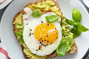 முட்டை பேராபத்தினை ஏற்படுத்துமா? கட்டாயம் தெரிஞ்சிக்கோங்க