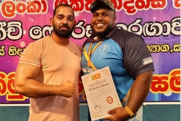 யாழில் பளு தூக்கல் போட்டியில் சாதனை படைத்த இளைஞர்