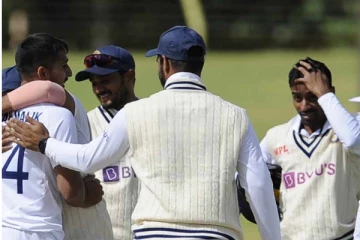 இந்திய ‘ஏ’ அணி - ஏமாற்றமடைந்த பவுலர்கள்