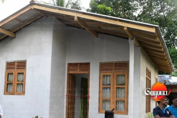 ආපදාවට ලක්වූවන්ට මේ සතියේ අලුත් නිවසක් - රු. 25,000 දීමනාව පිළිබදවත් තොරතුරු